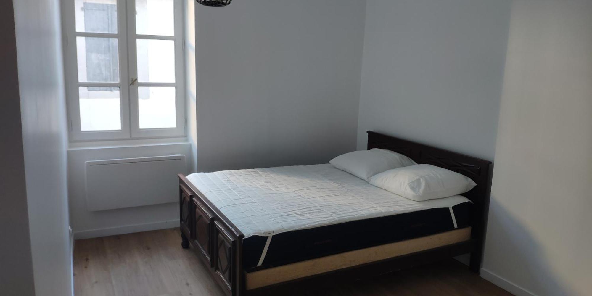 Appartements Simples Et Fonctionnels Pamiers Exterior foto